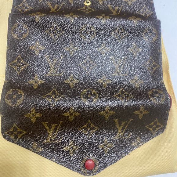 Louis Vuitton Josephine Wallet - Picture 5 of 16